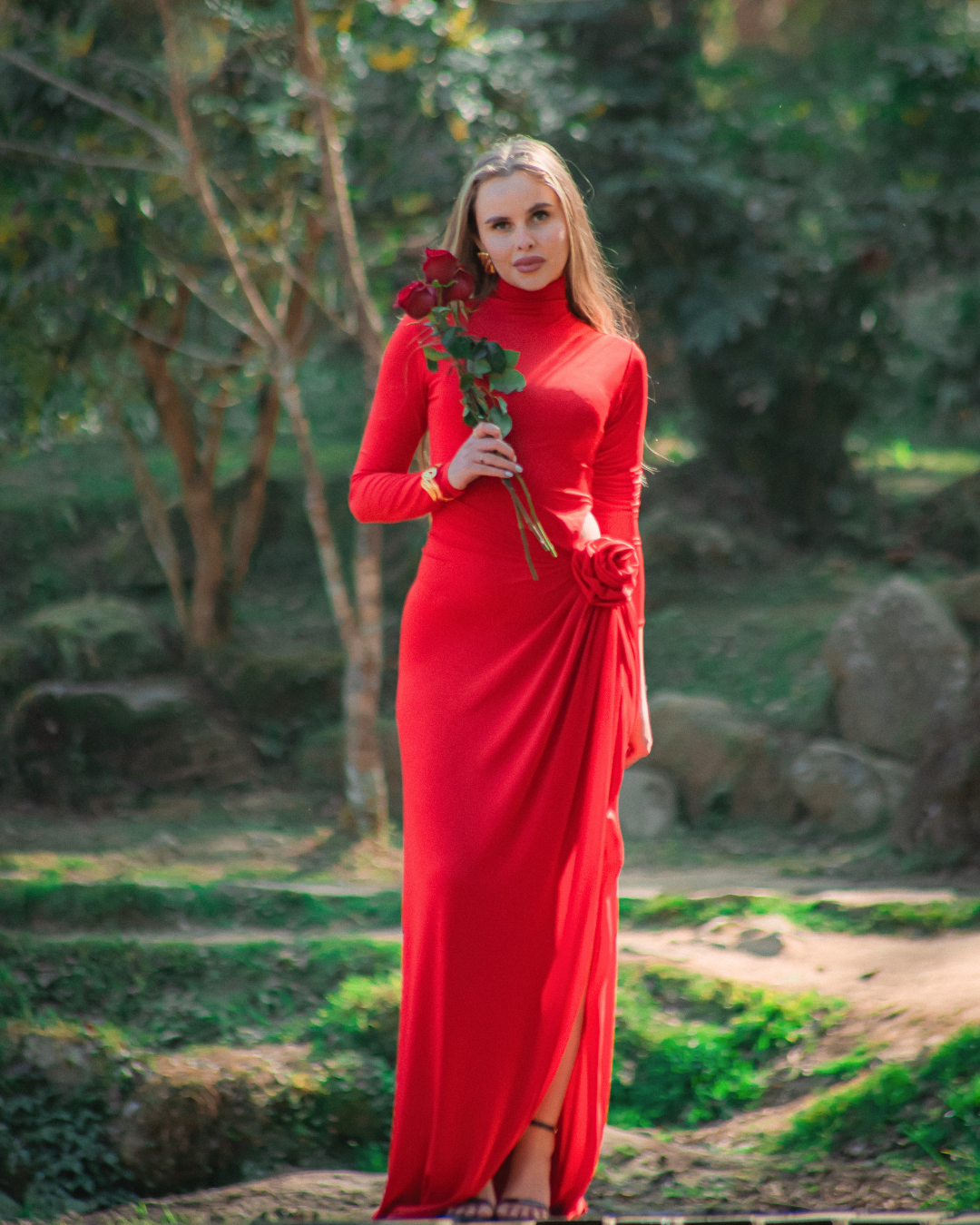 Rouge Romance / 3D Patch Flower High-neck Maxi Dress