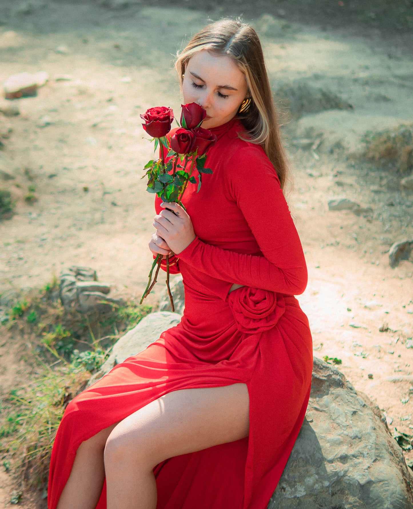 Rouge Romance / 3D Patch Flower High-neck Maxi Dress