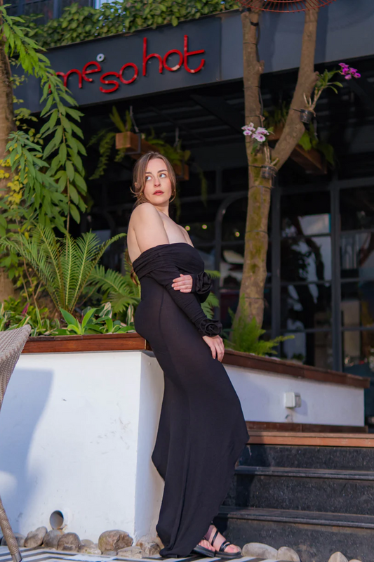 Black Bloom 3d patch flower maxi dress